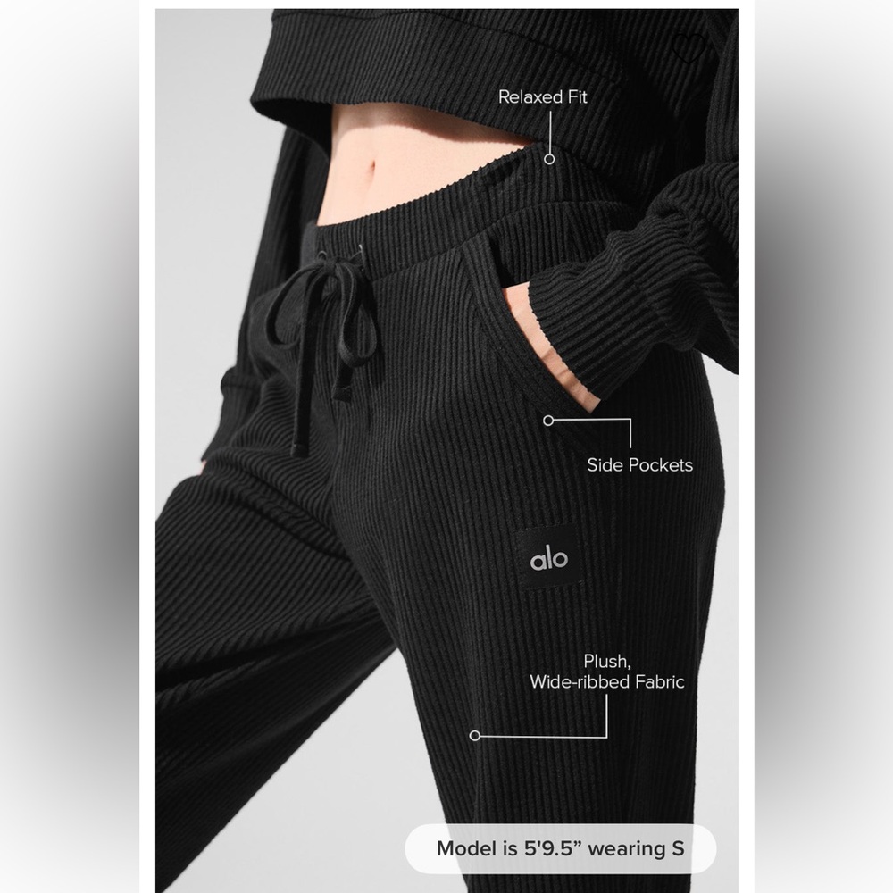 NWT! ALO Yoga Muse Sweatpant - black - Picture 2 of 8